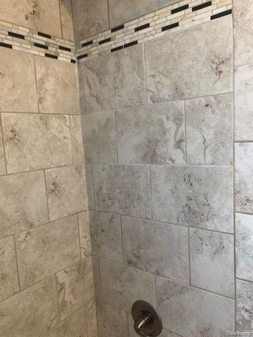 1009 Larkmoor Boulevard, Berkley, MI 48072