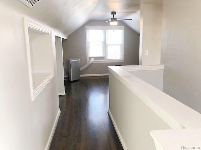 1009 Larkmoor Boulevard, Berkley, MI 48072