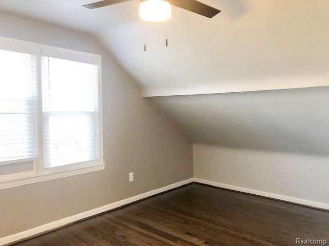1009 Larkmoor Boulevard, Berkley, MI 48072