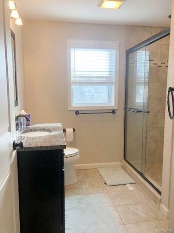 1009 Larkmoor Boulevard, Berkley, MI 48072