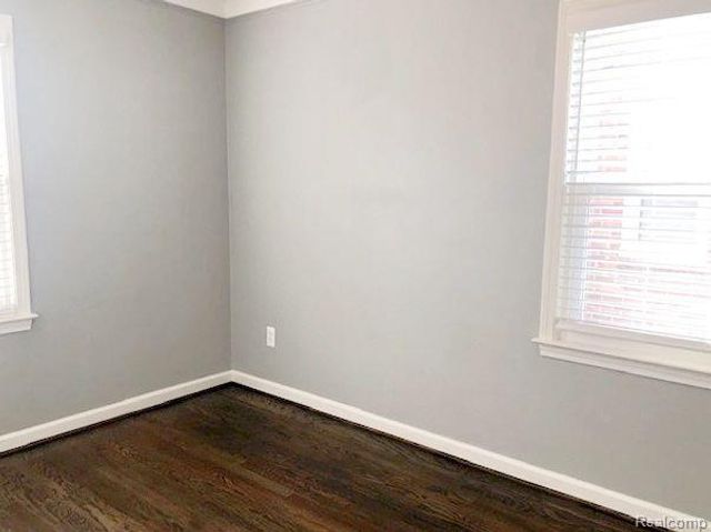 1009 Larkmoor Boulevard, Berkley, MI 48072