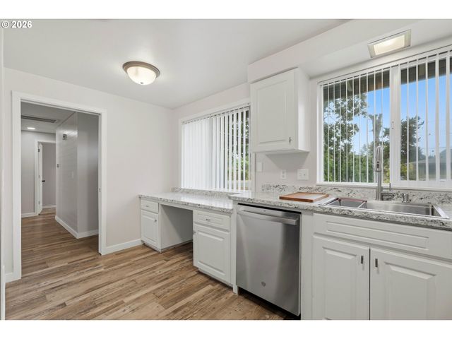 18380 Sw JOHNSON St, Beaverton, OR 97003