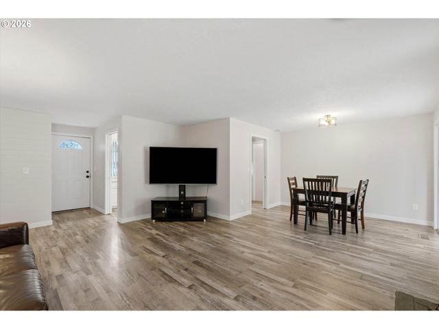 18380 Sw JOHNSON St, Beaverton, OR 97003