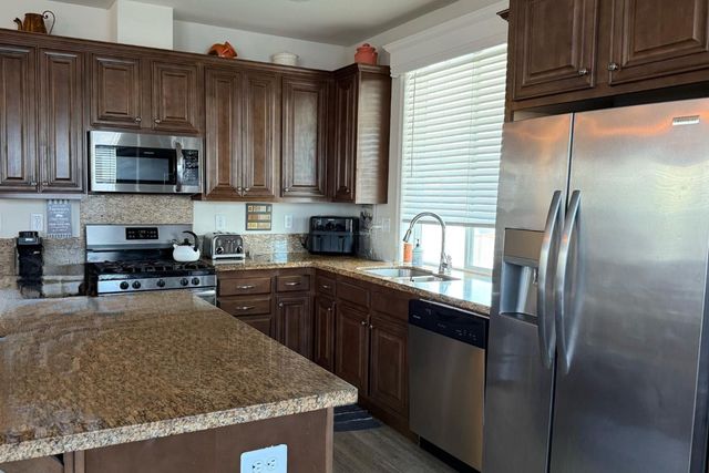 1200 W Winton Avenue 119, Hayward, CA 94545