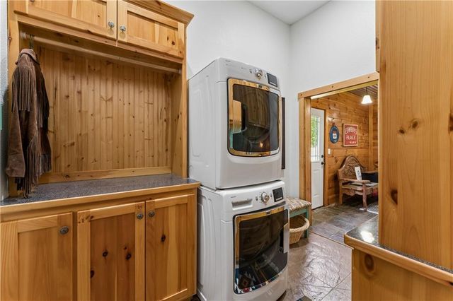 25345 Harmony Road, Paola, KS 66071