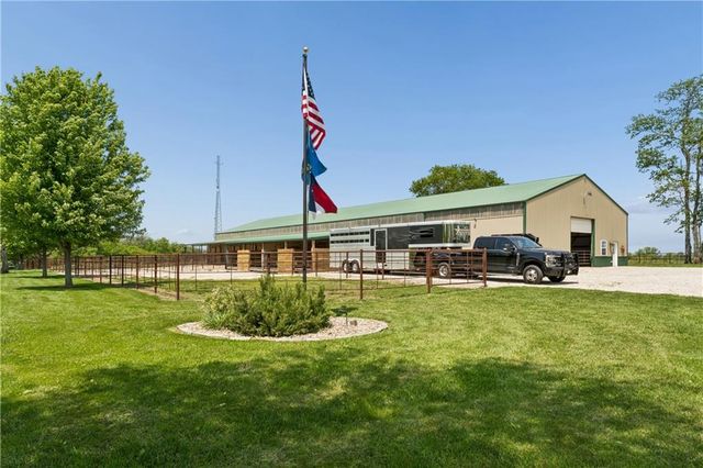 25345 Harmony Road, Paola, KS 66071