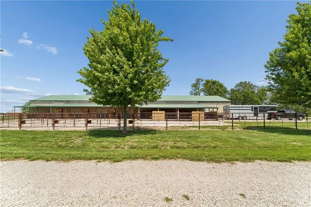 25345 Harmony Road, Paola, KS 66071