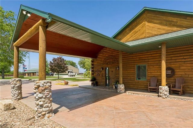 25345 Harmony Road, Paola, KS 66071