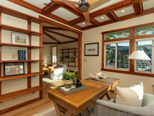 4760 Miracle Dr, San Diego, CA 92115