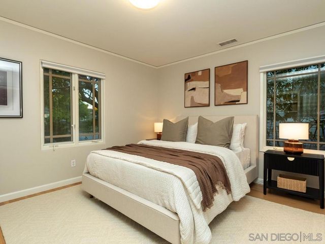 4760 Miracle Dr, San Diego, CA 92115