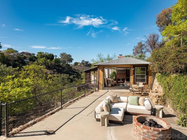 4760 Miracle Dr, San Diego, CA 92115