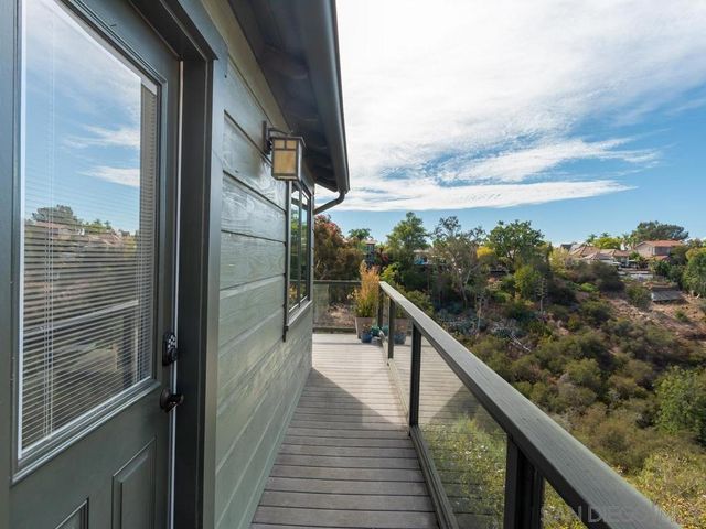 4760 Miracle Dr, San Diego, CA 92115