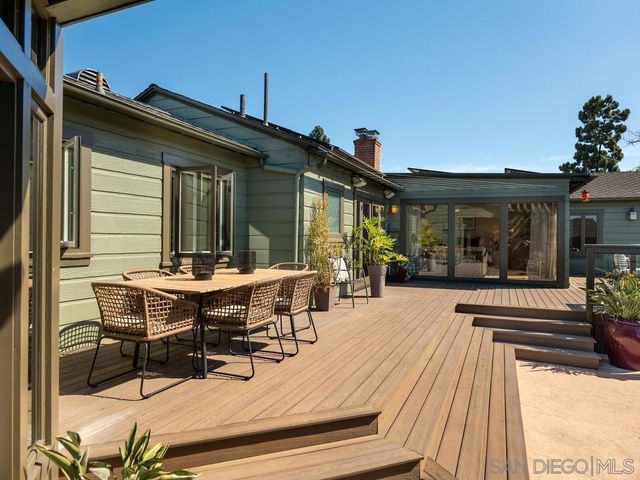 4760 Miracle Dr, San Diego, CA 92115