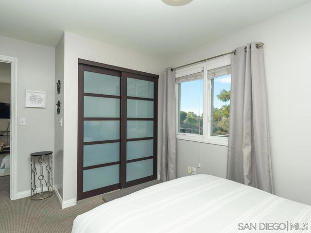 4760 Miracle Dr, San Diego, CA 92115