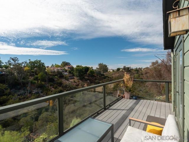 4760 Miracle Dr, San Diego, CA 92115