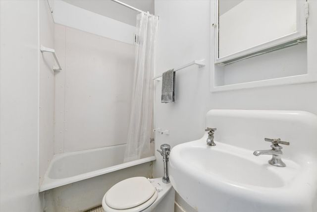 5555 N Sheridan Road 515, Chicago, IL 60640