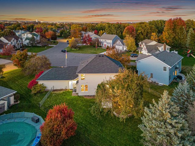 1883 Lochaven Drive, Woodbury, MN 55125