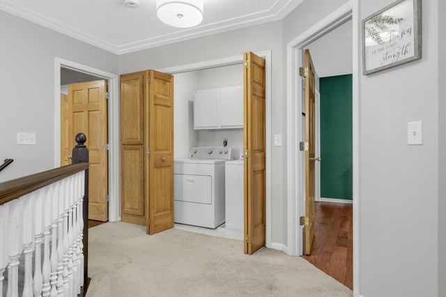 1883 Lochaven Drive, Woodbury, MN 55125