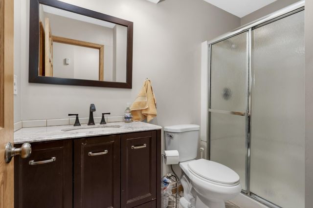 1883 Lochaven Drive, Woodbury, MN 55125