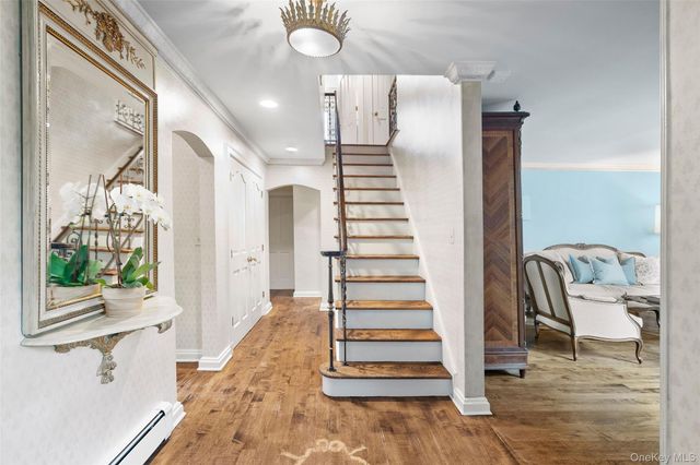 68 Flower Hill Road, Huntington, NY 11743