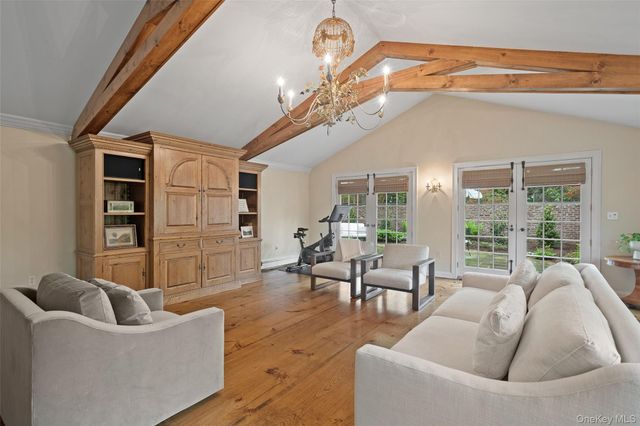 68 Flower Hill Road, Huntington, NY 11743