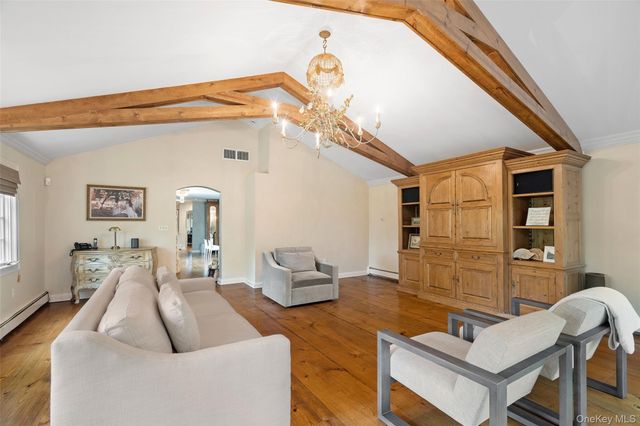 68 Flower Hill Road, Huntington, NY 11743