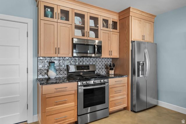2014 S CENTENNIAL BLVD, Saratoga Springs, UT 84045