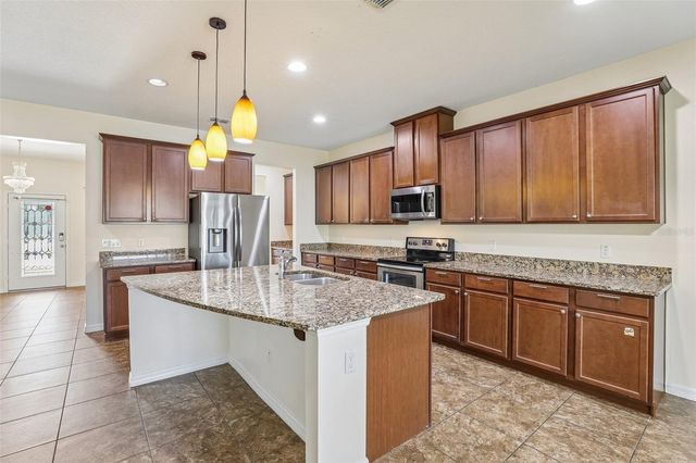 12255 STONE BARK TRAIL, Orlando, FL 32824
