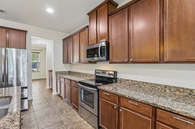 12255 STONE BARK TRAIL, Orlando, FL 32824