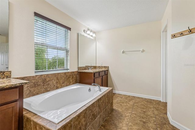 12255 STONE BARK TRAIL, Orlando, FL 32824