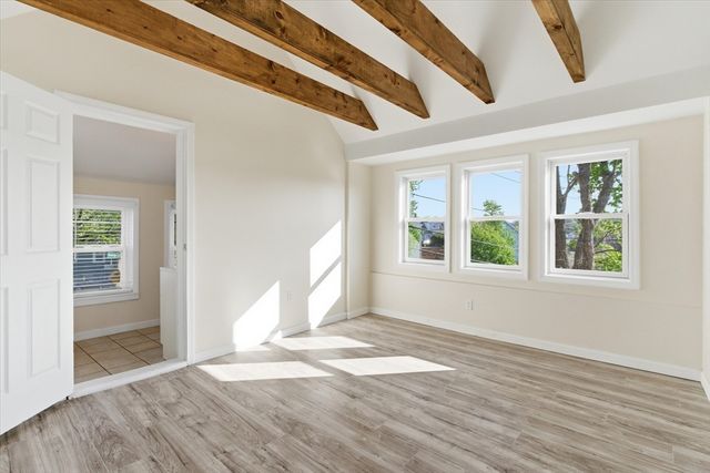 137 Winthrop St, Quincy, MA 02169