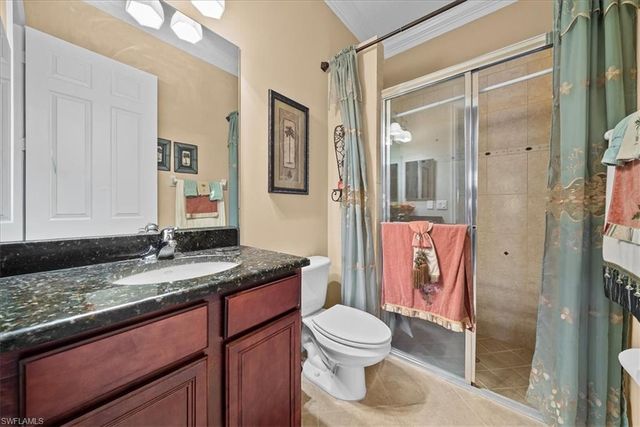 1762 Sarazen PL, Naples, FL 34120