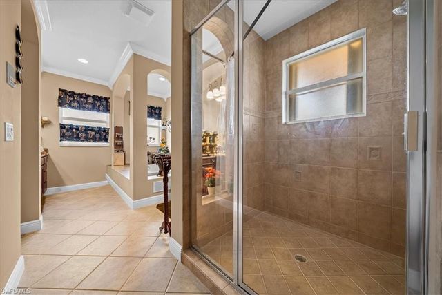 1762 Sarazen PL, Naples, FL 34120