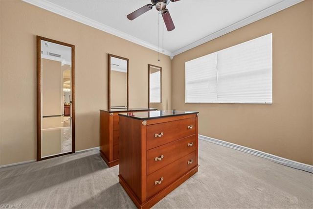 1762 Sarazen PL, Naples, FL 34120