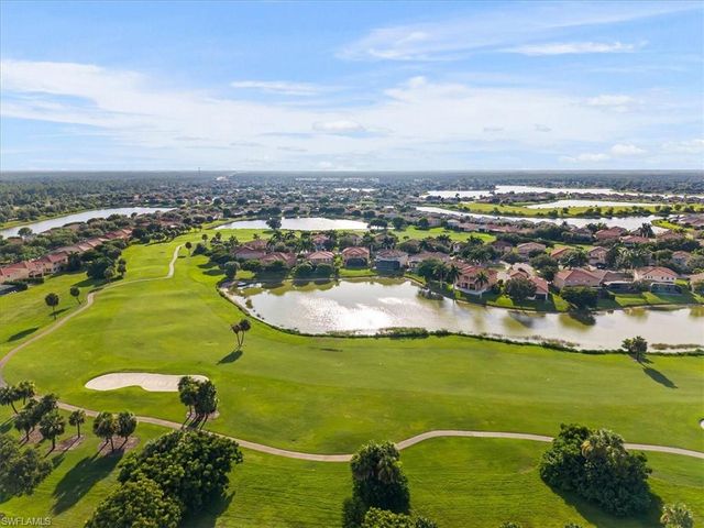 1762 Sarazen PL, Naples, FL 34120