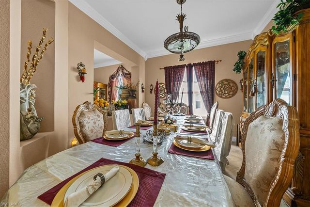 1762 Sarazen PL, Naples, FL 34120