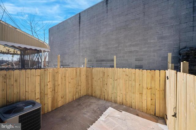 1440 S PAXON ST, Philadelphia, PA 19143