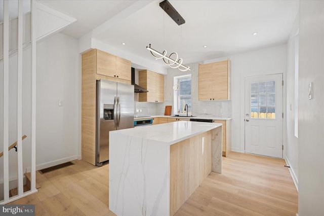 1440 S PAXON ST, Philadelphia, PA 19143