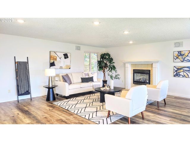 7326 Se 252ND Ave, Gresham, OR 97080