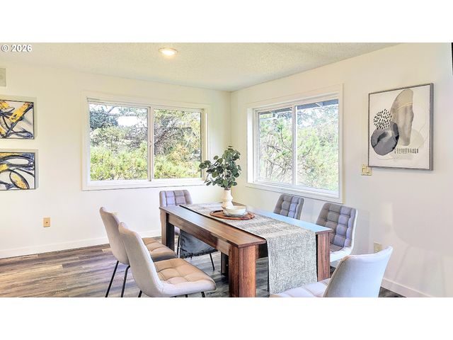 7326 Se 252ND Ave, Gresham, OR 97080