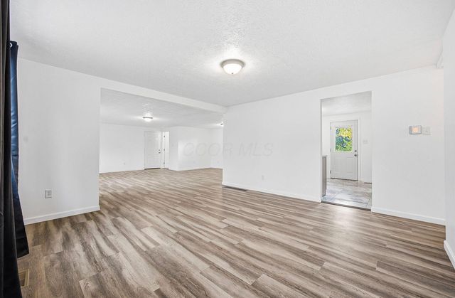 1830 Winding Hollow Drive, Columbus, OH 43223