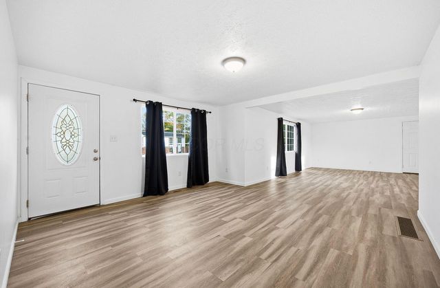 1830 Winding Hollow Drive, Columbus, OH 43223