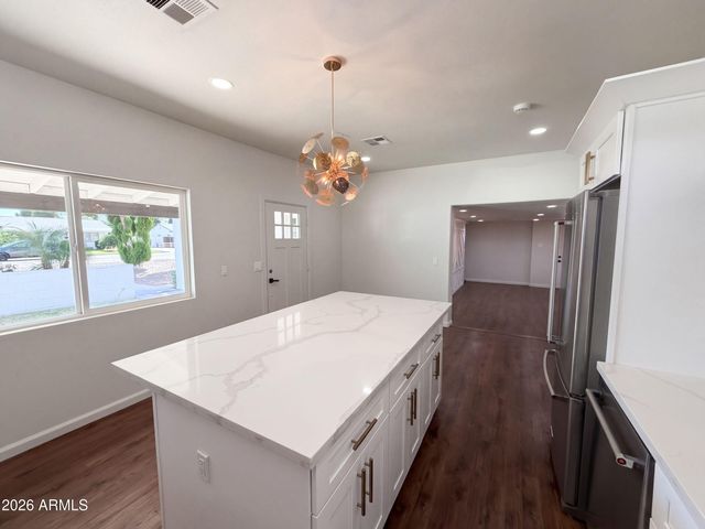 3016 N 47TH Street, Phoenix, AZ 85018