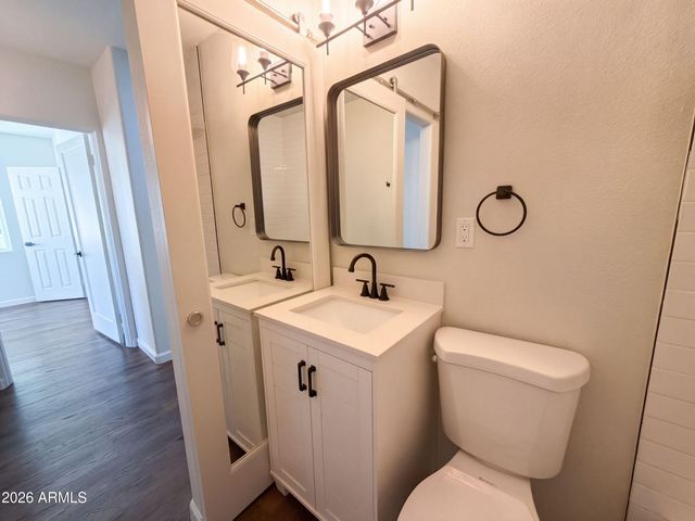 3016 N 47TH Street, Phoenix, AZ 85018