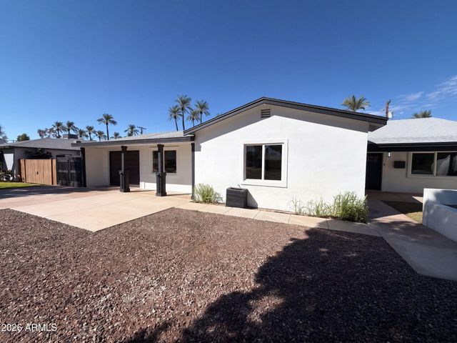 3016 N 47TH Street, Phoenix, AZ 85018