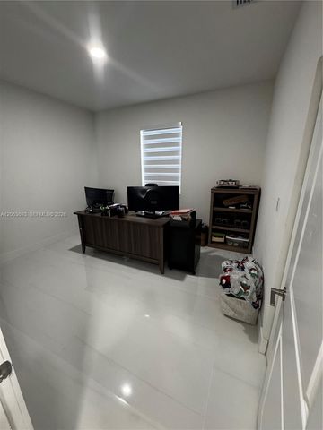 18618 SW 136th Court, Miami, FL 33177