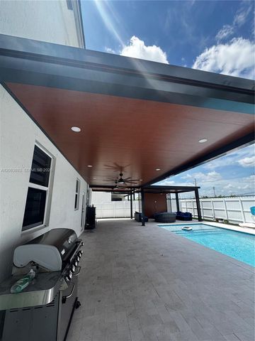 18618 SW 136th Court, Miami, FL 33177