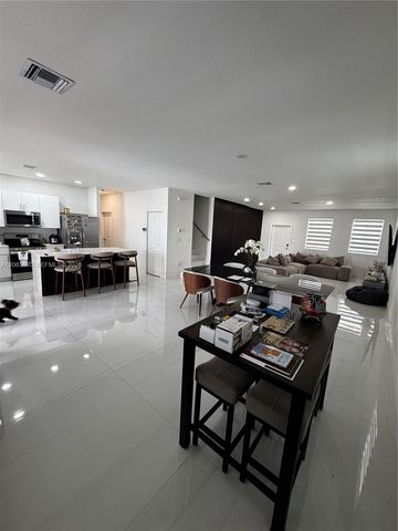 18618 SW 136th Court, Miami, FL 33177