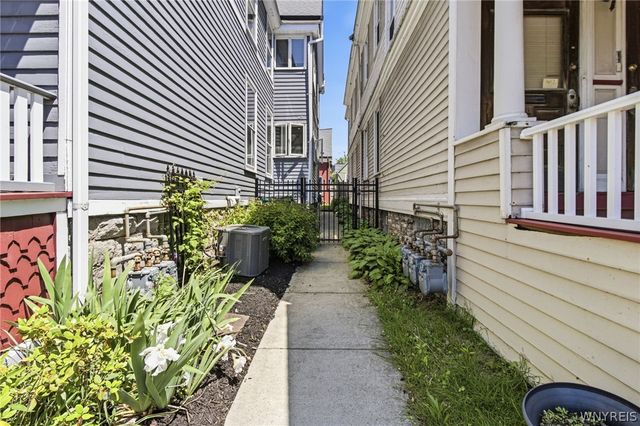47 Elmwood Avenue, Buffalo, NY 14201