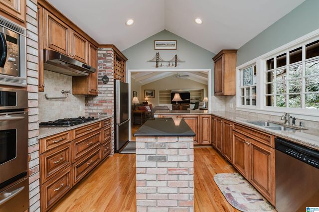 3820 N WOODRIDGE ROAD, Mountain Brook, AL 35223